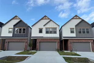8428 Vogue Ln, Houston, TX 77055 - Photo 2
