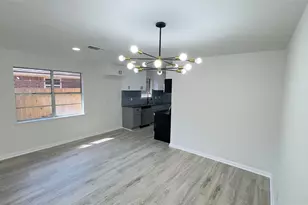 829 Canfield St, Liberty, TX 77575 - Photo 6