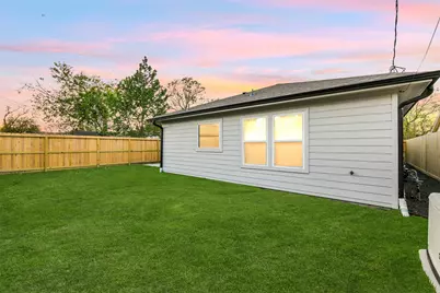 910 Algregg Street, Houston, TX 77009 - Photo 44