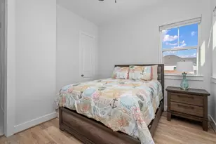 26726 Estuary Dr, Galveston, TX 77554 - Photo 14