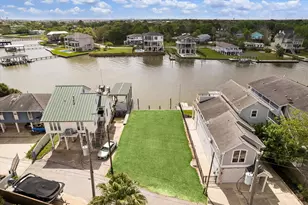 2112 Fenwood St, Kemah, TX 77565 - Photo 1