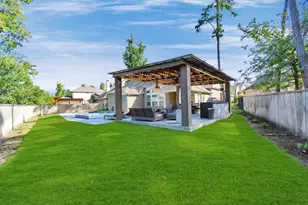 63 S Victoriana Cir, Spring, TX 77389 - Photo 2