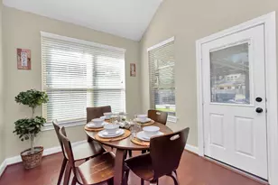 63 S Victoriana Cir, Spring, TX 77389 - Photo 12