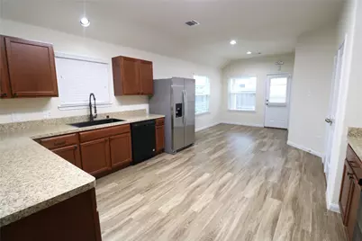 10338 Douglas Fir Villa Avenue, Houston, TX 77044 - Photo 10