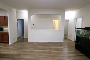 10338 Douglas Fir Villa Ave, Houston, TX 77044 - Photo 8