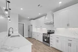 1220 Appaloosa Cir, Angleton, TX 77515 - Photo 20