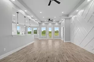 1220 Appaloosa Cir, Angleton, TX 77515 - Photo 12
