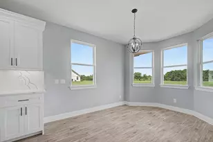 1220 Appaloosa Cir, Angleton, TX 77515 - Photo 18