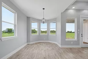 1220 Appaloosa Cir, Angleton, TX 77515 - Photo 18