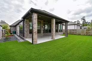 518 Bedias Creek Dr, Conroe, TX 77304 - Photo 8