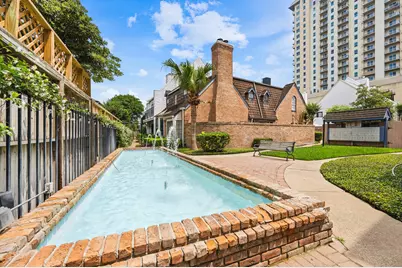 5382 Brownway Street #D39, Houston, TX 77056 - Photo 2