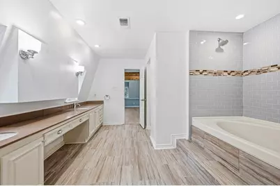 5382 Brownway Street #D39, Houston, TX 77056 - Photo 44