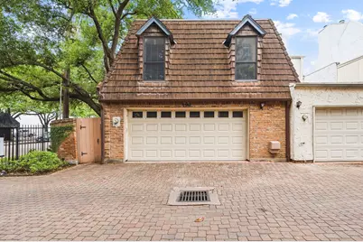 5382 Brownway Street #D39, Houston, TX 77056 - Photo 4
