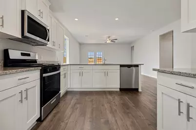 15619 Plum Brook Drive, Conroe, TX 77303 - Photo 6