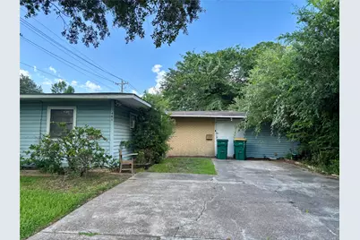 401 Honeysuckle Drive, La Marque, TX 77568 - Photo 1