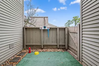 1353 Chardonnay Drive, Houston, TX 77077 - Photo 30