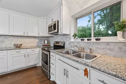 1353 Chardonnay Drive, Houston, TX 77077 - Photo 10