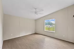 16212 Lone Star Ranch Dr, Conroe, TX 77302 - Photo 16