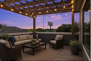 608 W 28th St, Houston, TX 77008 - Photo 6