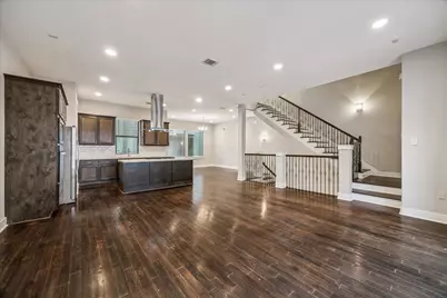 608 W 28th Street #B, Houston, TX 77008 - Photo 12