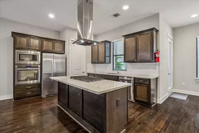 608 W 28th Street #B, Houston, TX 77008 - Photo 18