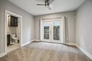608 W 28th St, Houston, TX 77008 - Photo 10
