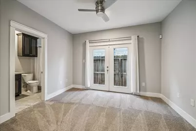 608 W 28th Street #B, Houston, TX 77008 - Photo 6