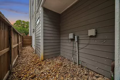 608 W 28th Street #B, Houston, TX 77008 - Photo 30