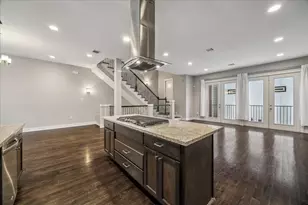 608 W 28th St, Houston, TX 77008 - Photo 12