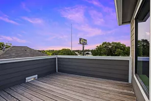 608 W 28th St, Houston, TX 77008 - Photo 32