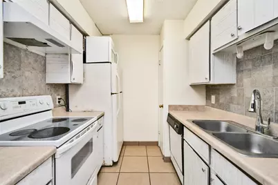 10211 Sugar Branch Drive #342, Houston, TX 77036 - Photo 10