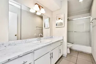 10211 Sugar Branch Dr, Houston, TX 77036 - Photo 20