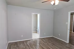 10320 Stone Gate Dr, Conroe, TX 77385 - Photo 12