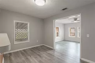 1306 22nd St, Huntsville, TX 77340 - Photo 10