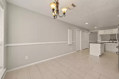 27 Lush Meadow Place, The Woodlands, TX 77381 - Photo 16