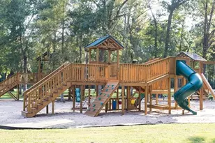 478 Center Dr, Cleveland, TX 77327 - Photo 14