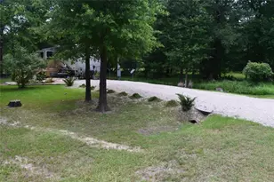 478 Center Dr, Cleveland, TX 77327 - Photo 10