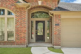 13018 Sweetgum Shores Dr, Houston, TX 77044 - Photo 2