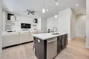 108 Knightsbridge Park Ln, Houston, TX 77018 - Photo 6