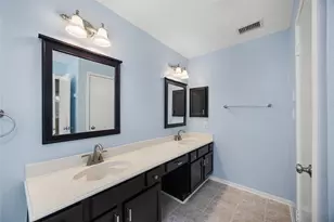 16003 Salton Point Dr, Friendswood, TX 77546 - Photo 18