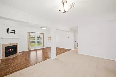 16003 Salton Point Drive, Friendswood, TX 77546 - Photo 10
