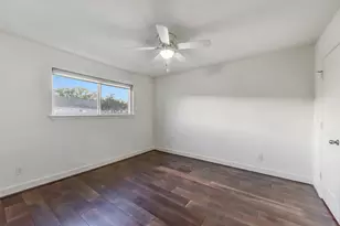 7505 Brompton St, Houston, TX 77025 - Photo 14