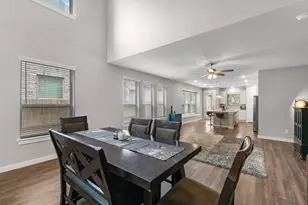 444 Flowering Lotus Ct, Conroe, TX 77318 - Photo 6