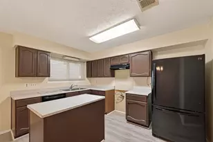 2905 Park Shadow Ln, Deer Park, TX 77536 - Photo 18