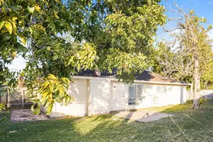 7202 Skylight Ln, Houston, TX 77095 - Photo 16
