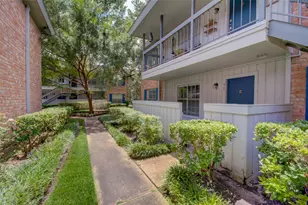 2350 Bering Dr, Houston, TX 77057 - Photo 4