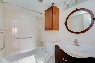 2350 Bering Dr, Houston, TX 77057 - Photo 24