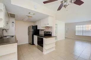 2350 Bering Dr, Houston, TX 77057 - Photo 14