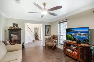906 Glouchester Ln, Houston, TX 77073 - Photo 12