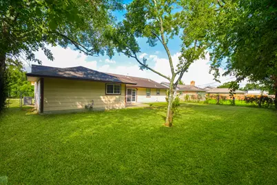 3323 Westview Street, Shoreacres, TX 77571 - Photo 32